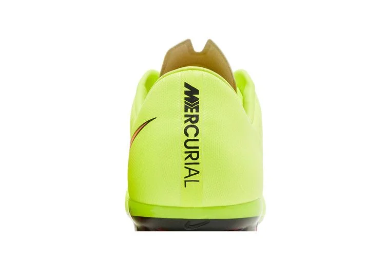 Krossovki-Nike-Mercurial-Veloce-2-FG-Volt-Hyper-Pink-6