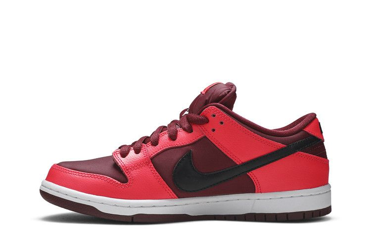 dunk-low-sb-304292-606_02