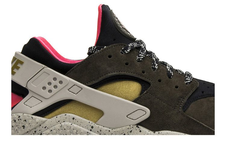 Кроссовки Nike Air Huarache Premium 'Desert Moss'