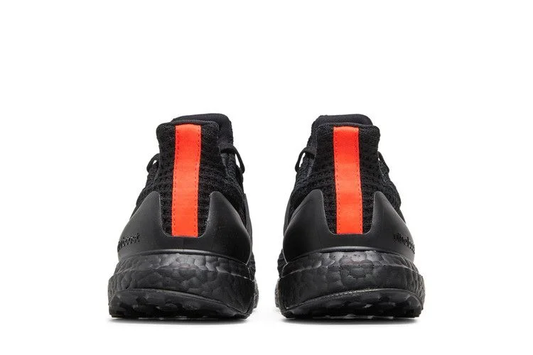 Krossovki-Adidas-UltraBoost-4.0-DNA-Black-Hearts-5