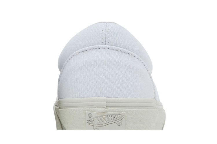 jjjjound-x-classic-slip-on-vlt-lx-hospitality-jjjjound-slip-wht_06