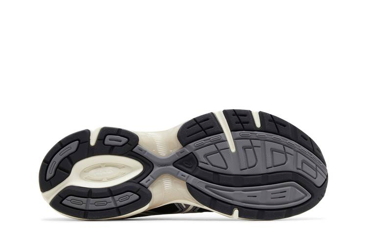 gel-1130-black-carbon-1201a255-004_03