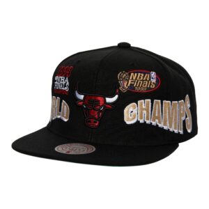 Mitchell-Ness-World-Champs-Snapback-Chicago-Bulls-Hat-300x300