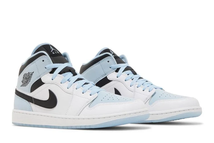 Krossovki-Air-Jordan-1-Mid-SE-White-Ice-Blue-7