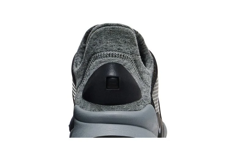 Кроссовки Nike Sock Dart Tech Fleece 'Black'
