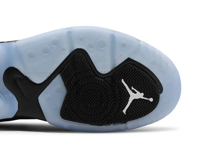 Krossovki-Air-Jordan-Point-Lane-Black-Ice-4