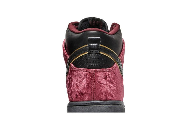 Кроссовки Nike Dunk High Premium SB 'Bloody Sunday'