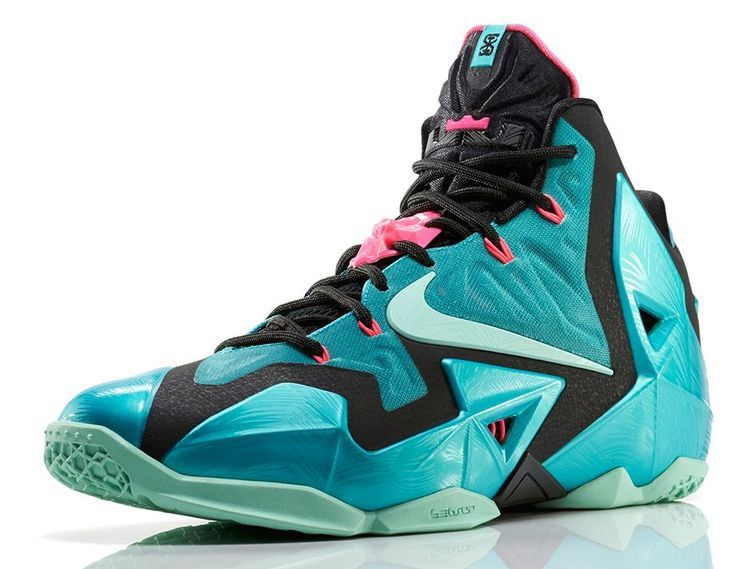 Кроссовки Nike LeBron 11 GS 'South Beach'