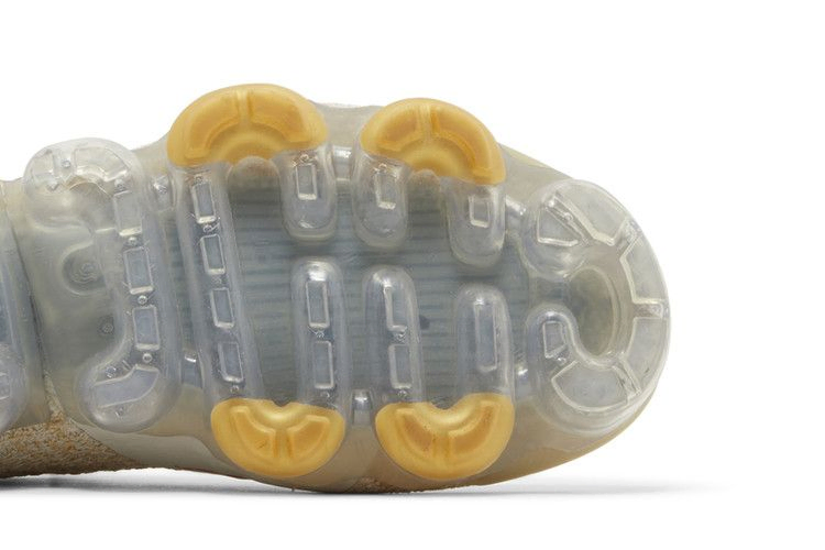 wmns-air-vapormax-2-flyknit-chinese-new-year-bq7037-001_04