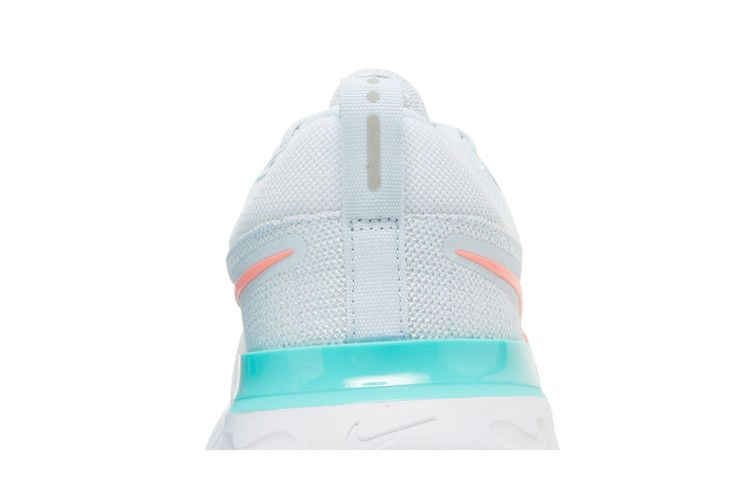 wmns-react-infinity-run-flyknit-2-blue-tint-lava-glow-ct2423-400_06