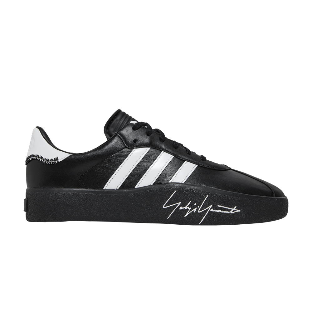 y-3-tangutsu-football-black-white-ef2616