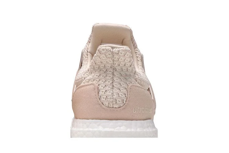 Кроссовки adidas Wmns UltraBoost 5.0 DNA 'Halo Ivory'