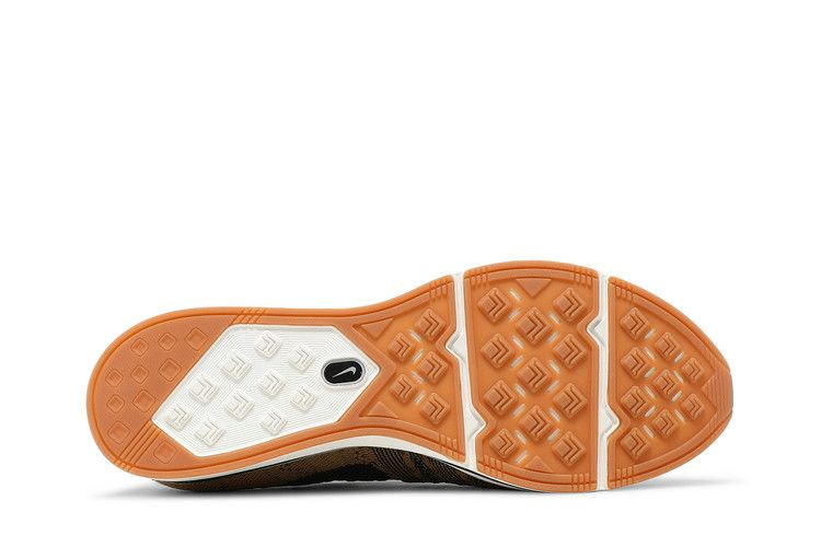 flyknit-trainer-ah8396-203_03