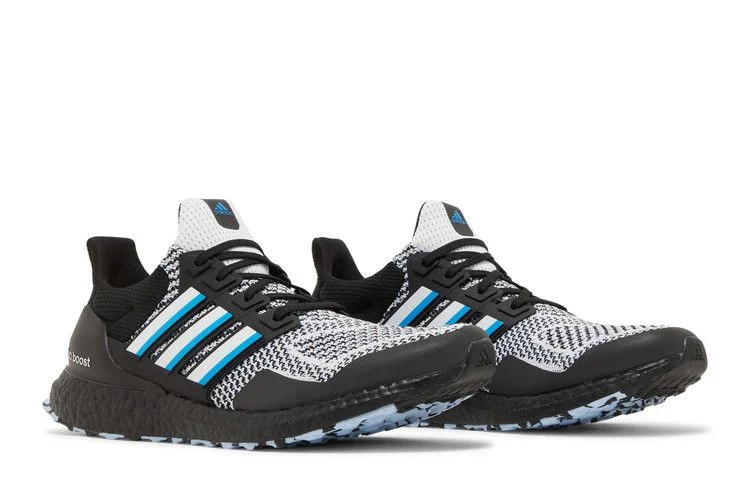 Krossovki-Disney-x-adidas-UltraBoost-1.0-DNA-The-Mighty-Ducks-Hawks-7