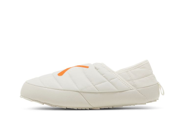 kaws-x-thermoball-traction-mule-vs-moonlight-ivory-orange-nf0a7w6i-746_02