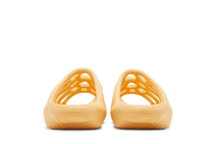 yeezy-450-slide-gz9864_05