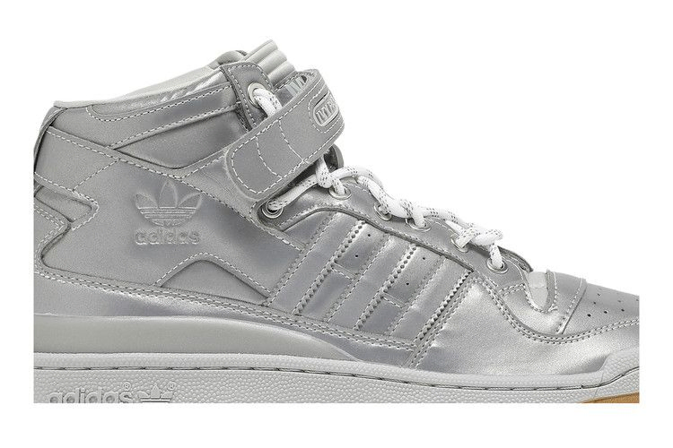 ivy-park-x-forum-mid-icy-park-silver-metalic-gw2858_01
