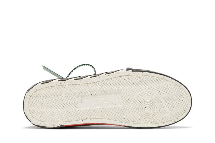 off-white-vulc-sneaker-black-sand-omia085f22fab001-1017_03