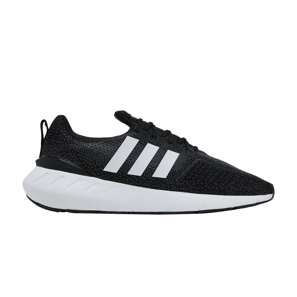 Krossovki-Adidas-Swift-Run-22-Black-Grey