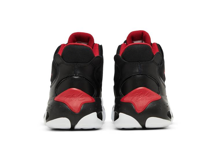 jordan-max-aura-4-black-gym-red-dn3687-061_05