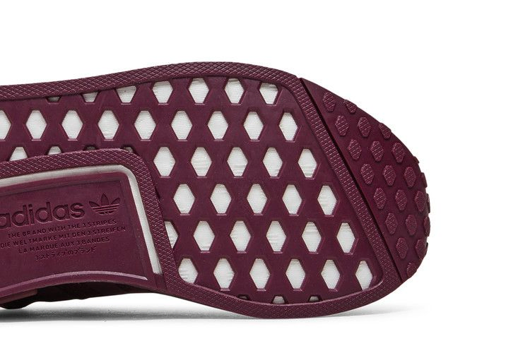wmns-nmd_r1-victory-crimson-gx8384_04