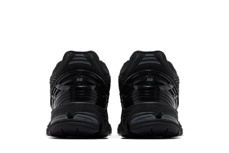 Кроссовки New Balance 1906R 'Triple Black'