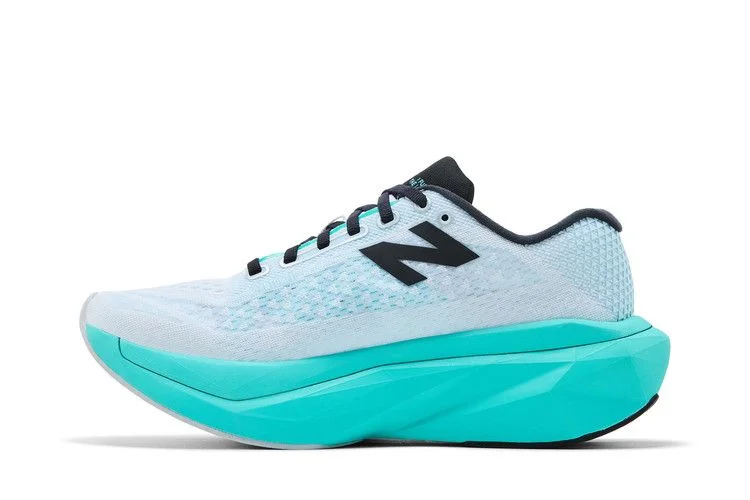 Krossovki-New-Balance-FuelCell-SuperComp-Trainer-v3-Cyber-Jade-2