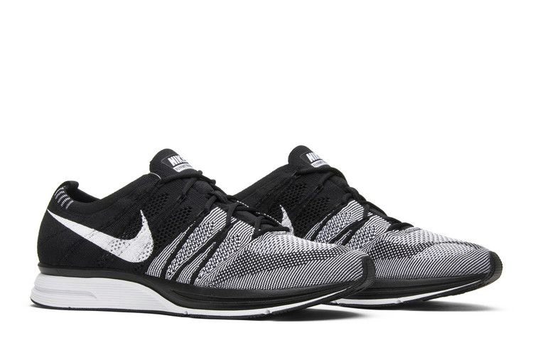 flyknit-trainer-2018-oreo-ah8396-005_07