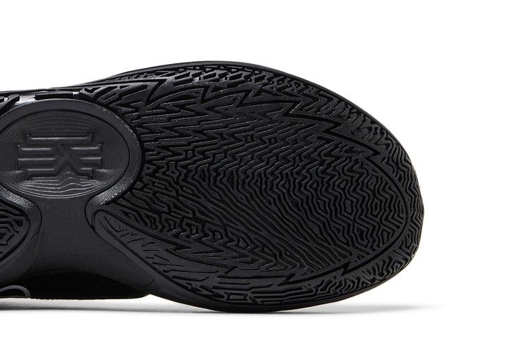 Кроссовки Nike Kyrie Low 5 TB Promo 'Black'