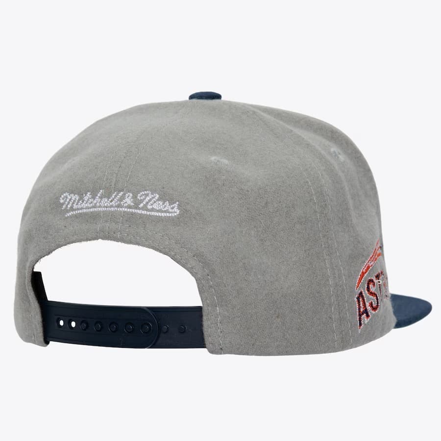 Mitchell-Ness-Gray-Houston-Astros-Melt-Stitch-Snapback-Hat-1