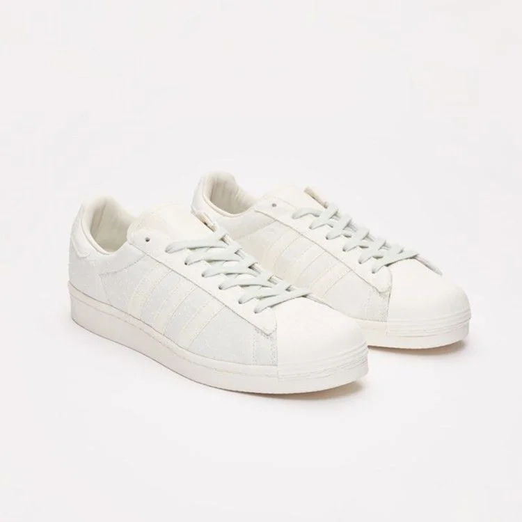 Krossovki-Sneakersnstuff-x-adidas-Superstar-Boost-Shades-of-White-V2-1
