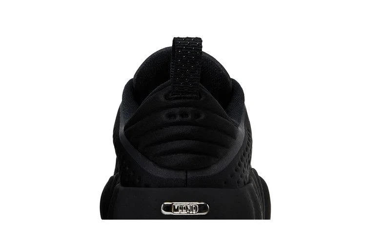 Krossovki-Nike-Wmns-Mind-002-Black-Hyper-Crimson-6
