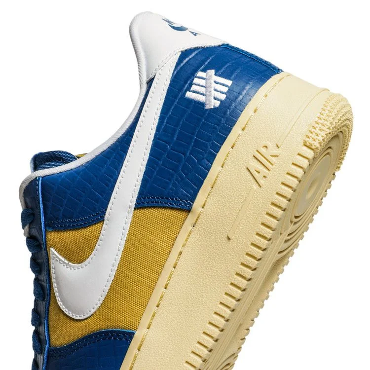 Krossovki-Undefeated-x-Nike-Air-Force-1-Low-SP-Dunk-vs-AF1-8