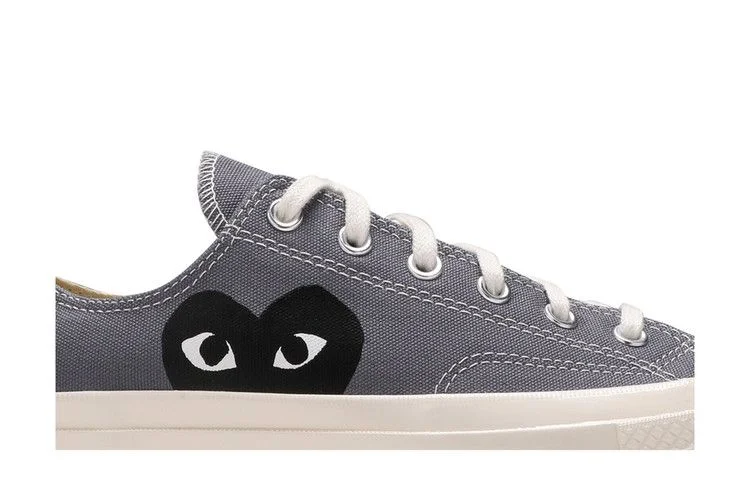 Krossovki-Mens-Comme-des-Garcons-PLAY-x-Converse-Chuck-70-Low-Steel-Gray-1
