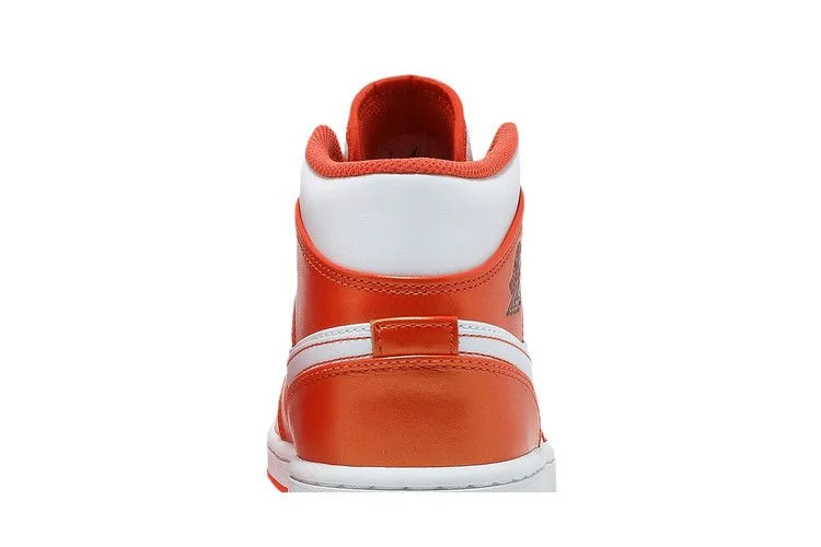 Кроссовки Air Jordan 1 Mid SE 'Electro Orange'