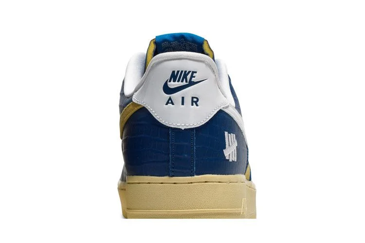Кроссовки Undefeated x Nike Air Force 1 Low SP 'Dunk vs AF1'
