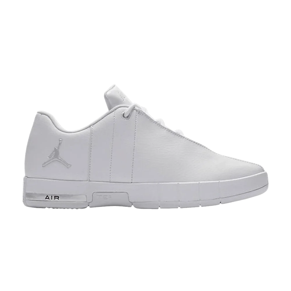 Krossovki-Air-Jordan-Team-Elite-2-Low-GS-White-Metallic-Platinum