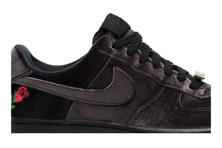Кроссовки Nike Air Force 1 07 QS 'Velvet Rose'