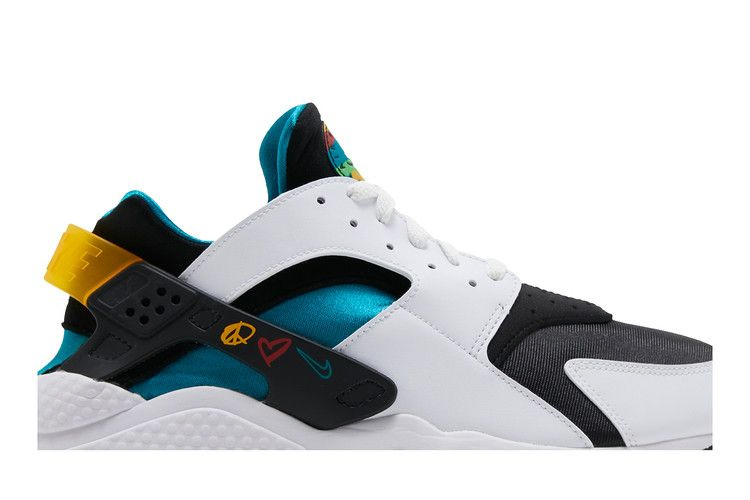 Кроссовки Nike Air Huarache 'Peace, Love, Swoosh'