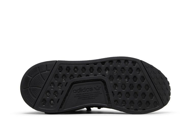 nmd_r1-j-triple-black-h03994_03