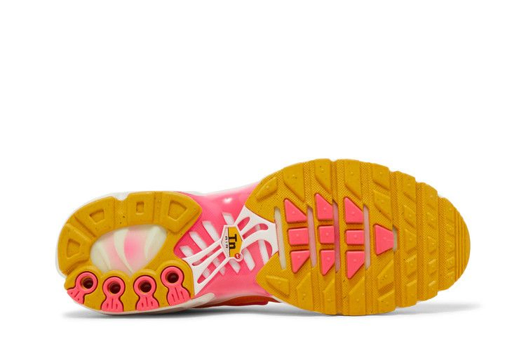 wmns-air-max-plus-sunrise-dx2673-100_03