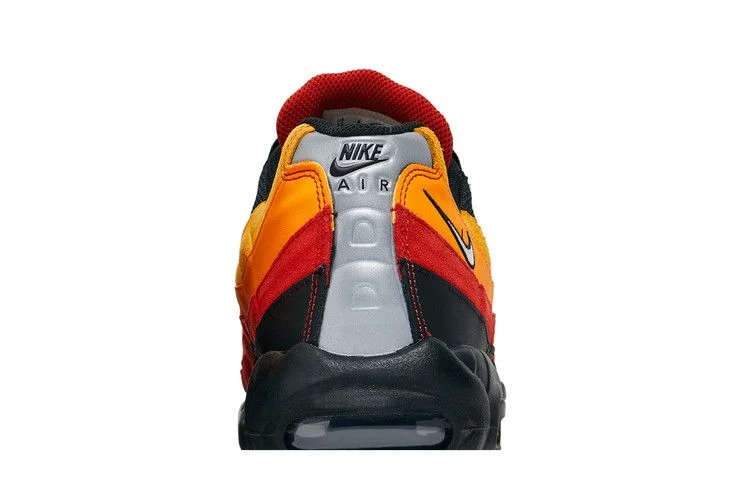 Кроссовки Nike Air Max 95 'Black Kumquat'