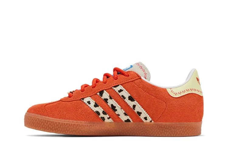 Кроссовки Toy Story x adidas Gazelle J 'Jessie'
