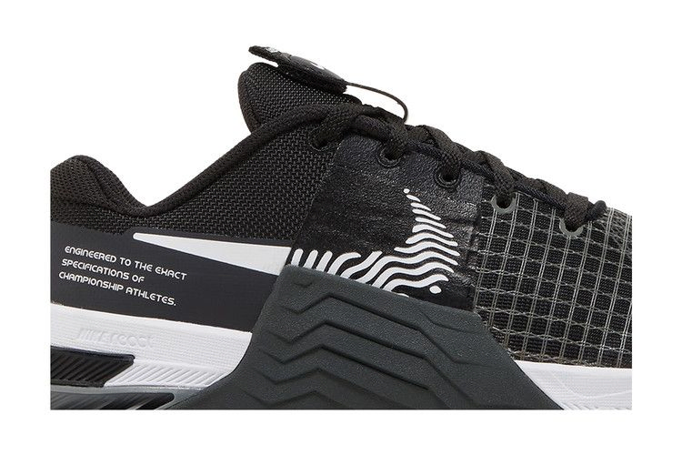 wmns-metcon-8-black-dark-smoke-grey-do9327-001_01