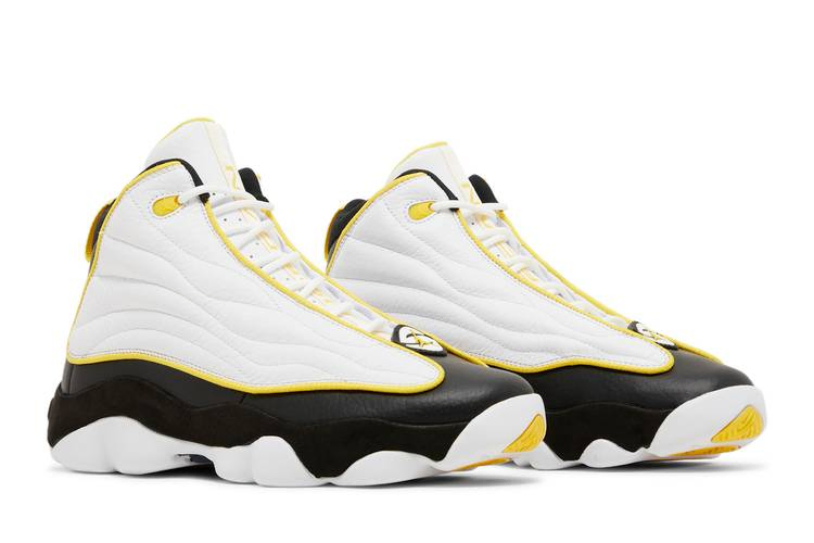 jordan-pro-strong-tour-yellow-dc8418-107_07