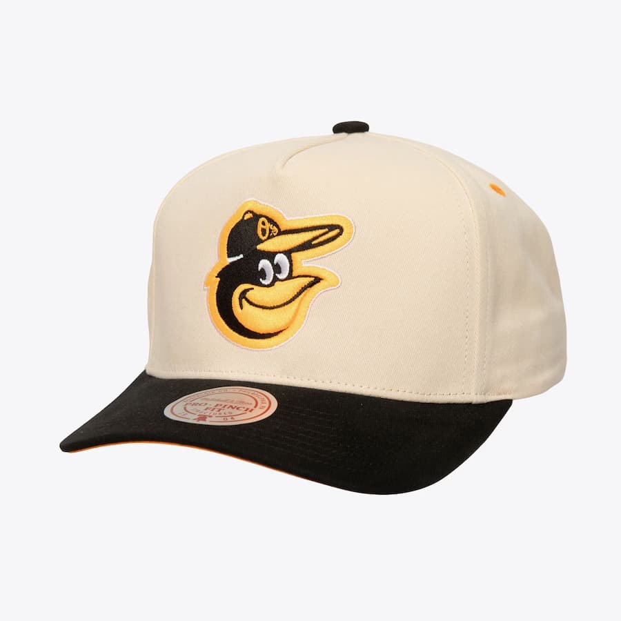 Бейсболка Mitchell & Ness Cream Baltimore Orioles Overspray Pro Crown Snapback Hat