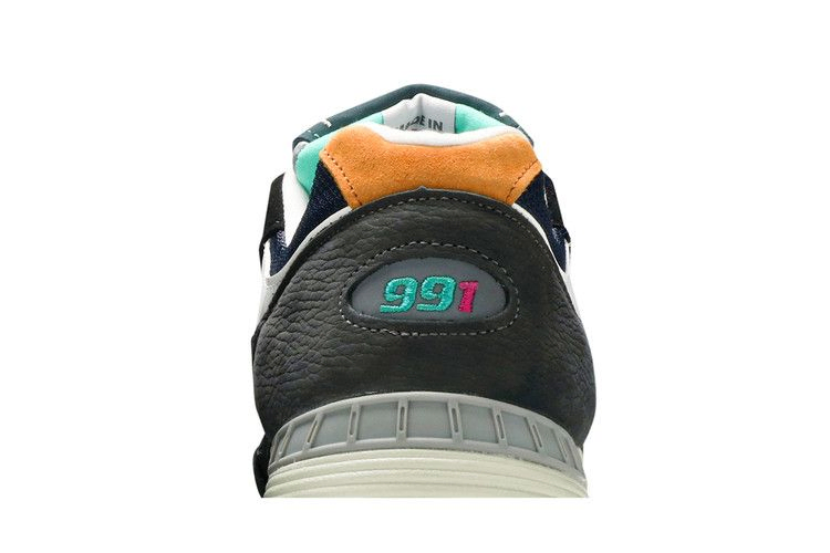 Кроссовки New Balance 991 Made in England 'Black Blue'