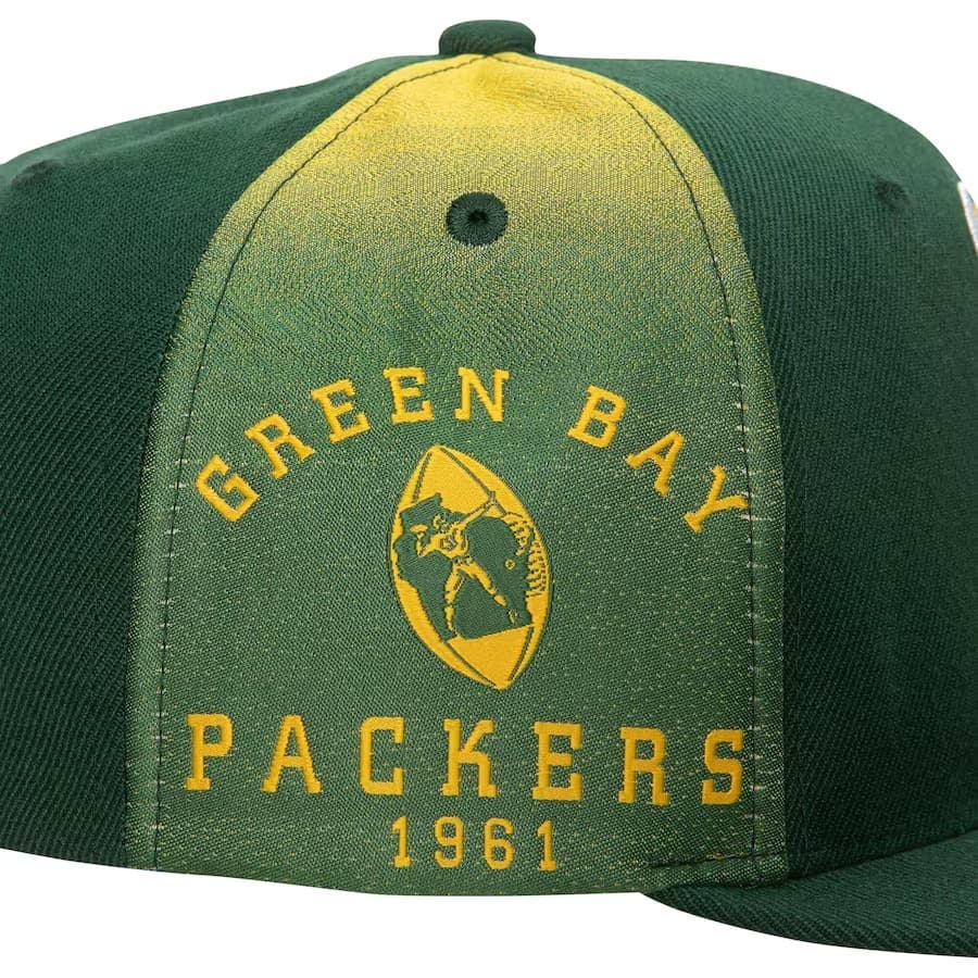 Бейсболка Mitchell & Ness Green Green Bay Packers Tapestry Snapback Hat
