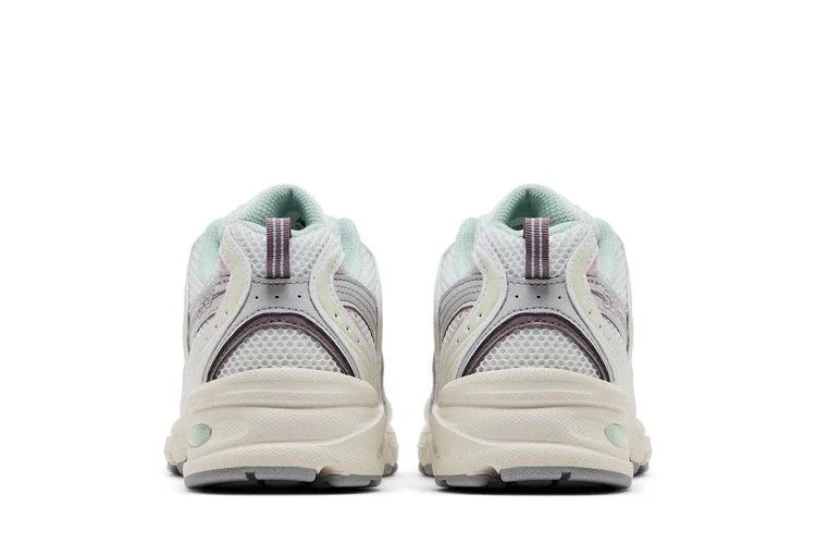 Krossovki-New-Balance-530-Sea-Salt-Ice-Wine-5