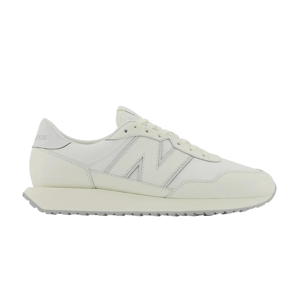Krossovki-New-Balance-237v1-White-Pack